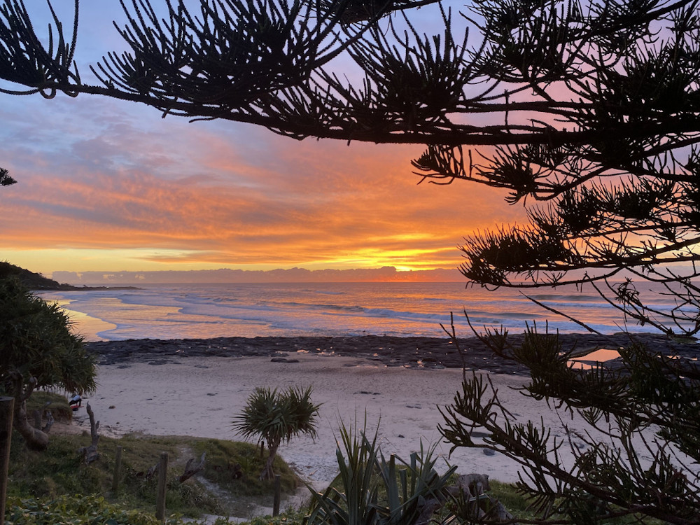 Shelly Beach Sunrise Photo Credit Leonie Howard DB