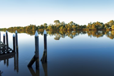 panorama river at wardell 375 x 250