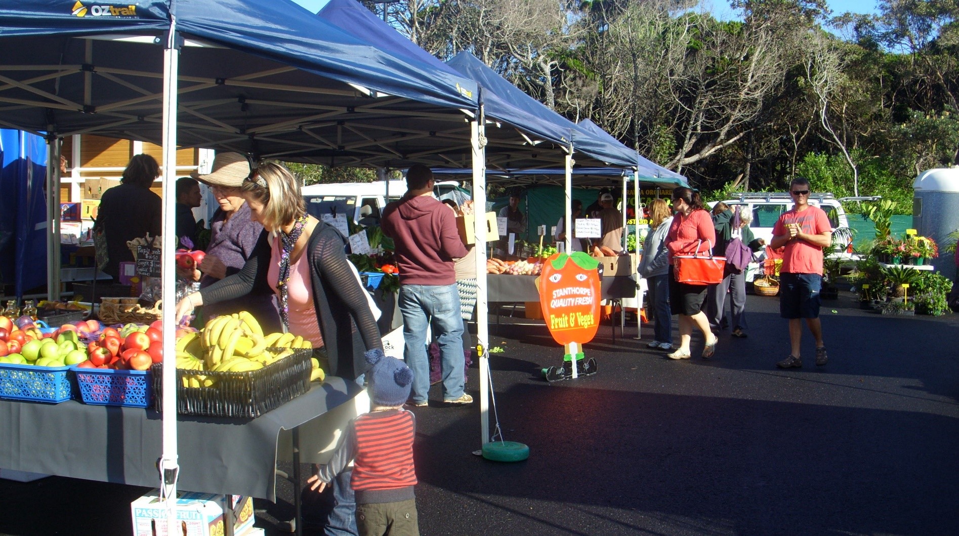 Lennox Community Market