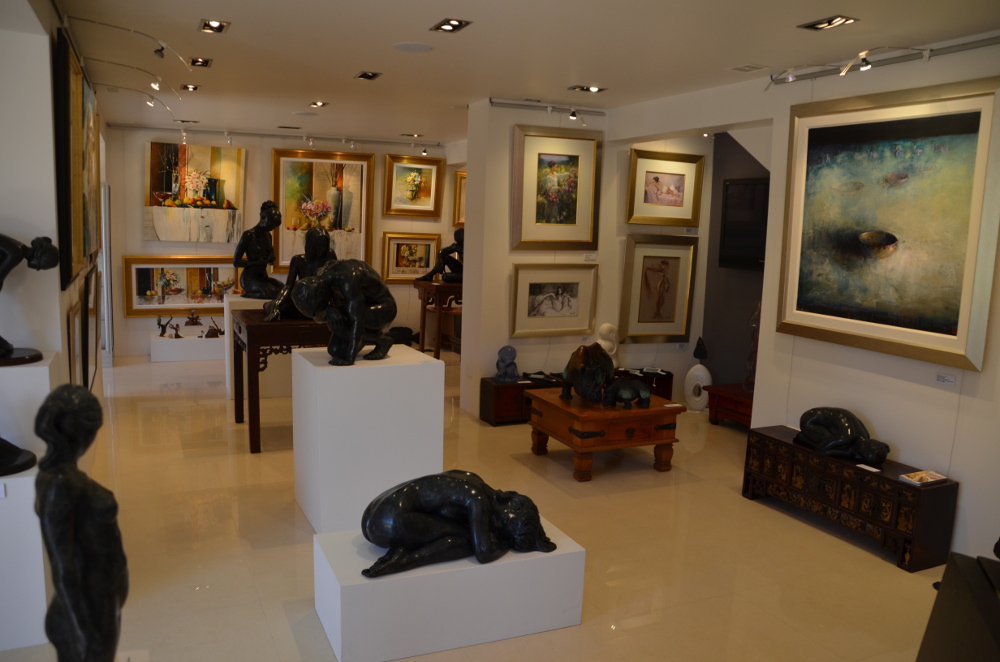 Mackay Harrison Gallery - Ballina Art Gallery - bronze art sculptures