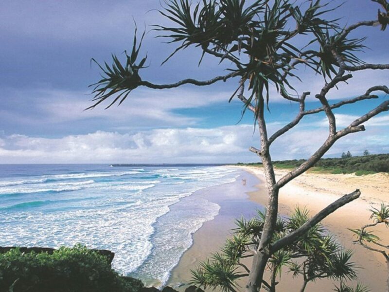 North Wall & Lighthouse Beach
